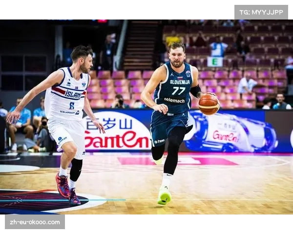 东契奇赛后与国王球员互换球衣彰显赛场友情与体育精神